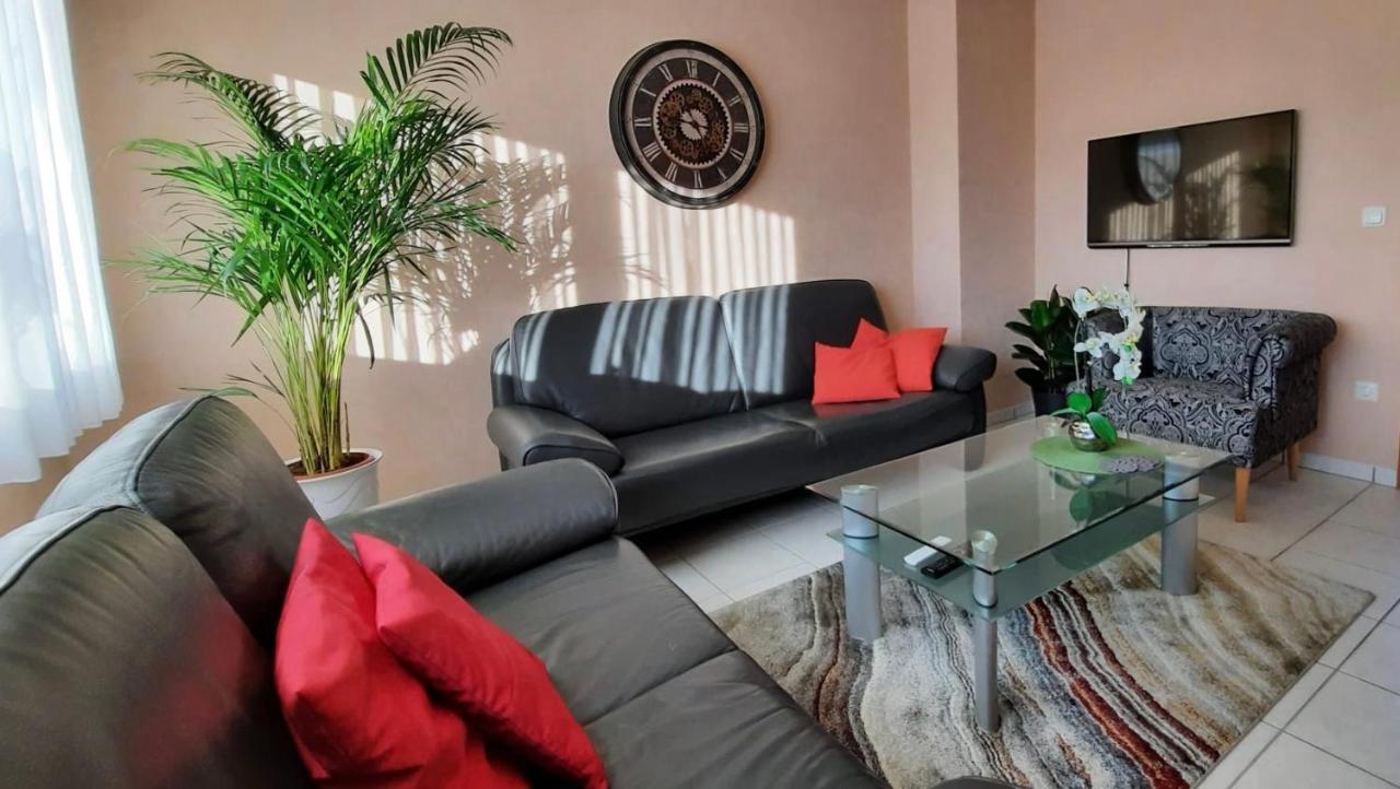Ferienwohnung Mia Bruggen  Bagian luar foto